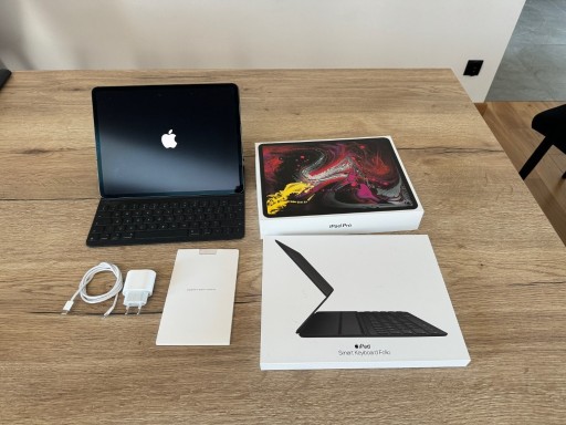 Zdjęcie oferty: iPad Pro 12,9" 3rd gen, Wi-Fi + LTE, 256 GB. A1895