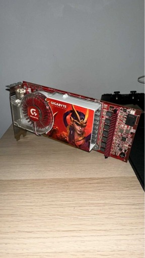 Zdjęcie oferty: Karta graficzna Gigabyte Radeon X1900XT