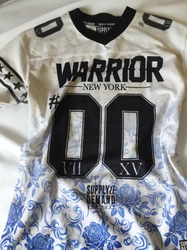 Zdjęcie oferty: Supply&Demand New York. Koszulka Warrior over size