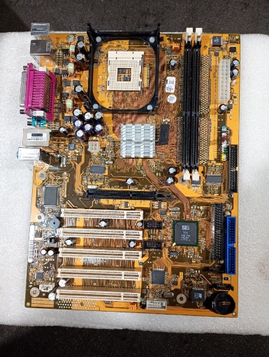 Zdjęcie oferty: Fujitsu Siemens D1875 socket 478 agp ddr sata sprawna