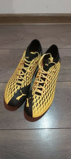 Zdjęcie oferty: Buty piłkarskie Puma- turfy ze "skarpetą"