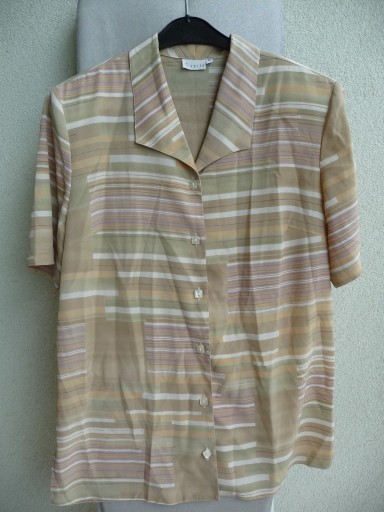 Zdjęcie oferty: Komplet bluzka i spódnica na lato rozmiar 40