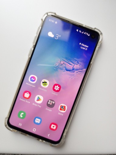 Zdjęcie oferty: Samsung Galaxy S10e biały