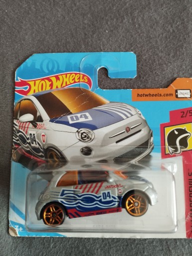 Zdjęcie oferty: Hot Wheels - Fiat 500e