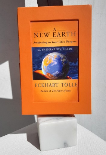 Zdjęcie oferty: Eckhart Tolle New Earth 52 Inspiration Cards KARTY