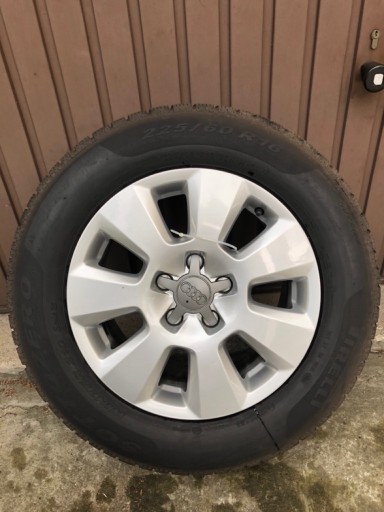 Zdjęcie oferty: Audi A6 C7  felgi 16 koła komplet zimowe 225/60R16