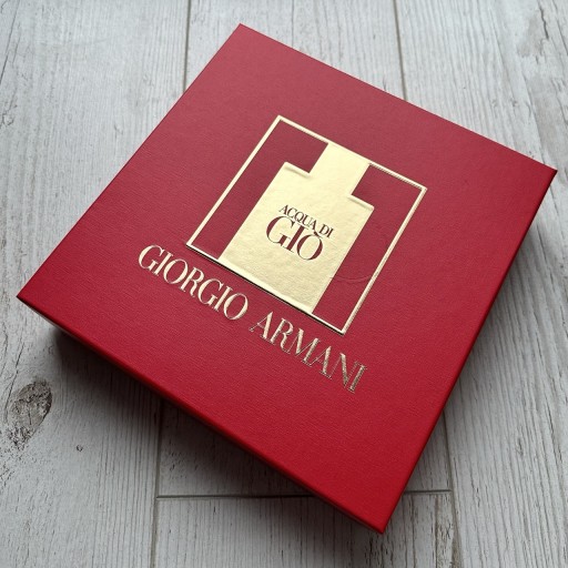 Zdjęcie oferty: Czerwone pudełko po zestawie GIORGIO ARMANI ACQUA DI GIO