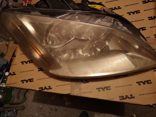 Zdjęcie oferty: Lampy Ford Fokus C Max