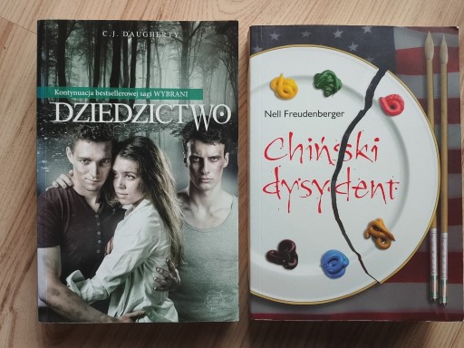 Zdjęcie oferty: Chiński dysydent Nell Freudenberger- Dziedzictwo C. J. Daugherty