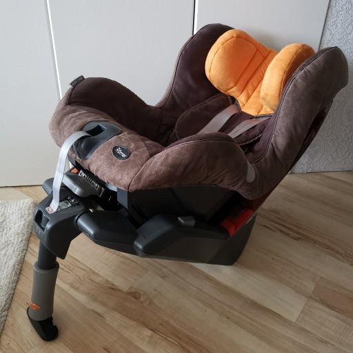 Zdjęcie oferty: Fotelik samochodowy Romer SAFEFIX PLUS + isofix