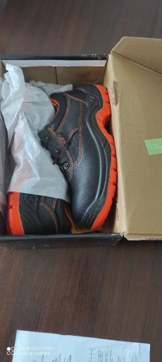 Zdjęcie oferty: Buty robocze Urgent 37 