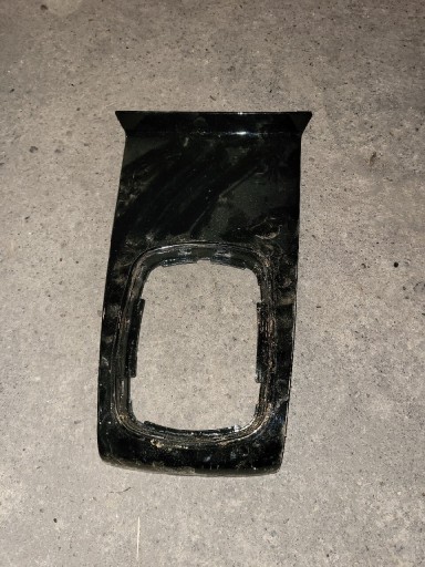 Zdjęcie oferty: Audi a4 b5 ramka lewarka skrzyni biegów 1din czarn