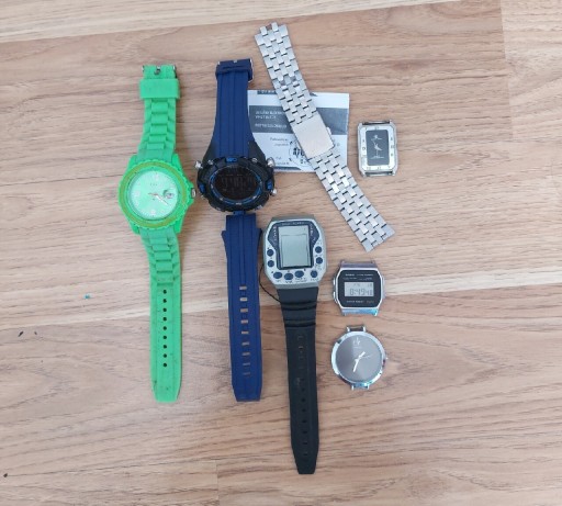 Zdjęcie oferty: zestaw zegarków  24 sztuk CK USA  master anker Casio Ice watch wymiana 