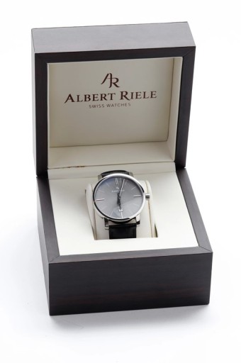 Zdjęcie oferty: Zegarek szwajcarski Albert Riele