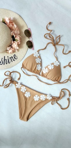 Zdjęcie oferty: Strój kąpielowy beżowy kwiaty białe bikini 