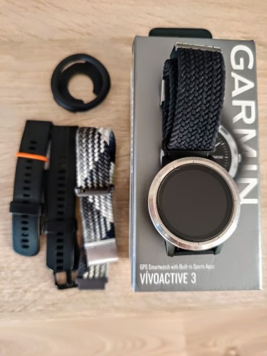 Zdjęcie oferty: Zegarek sportowy GARMIN VIVOACTIVE 3