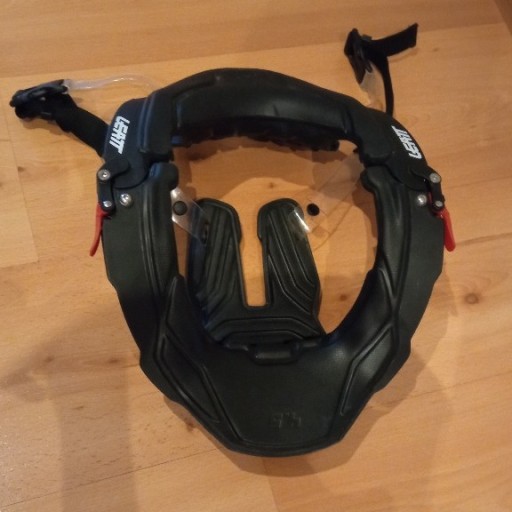 Zdjęcie oferty: Stabilizator karku Leatt 4.5