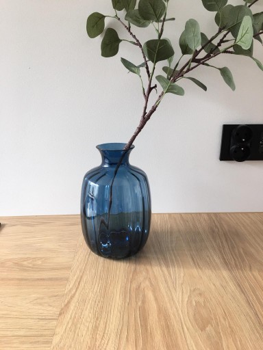 Zdjęcie oferty: Niebieski wazon TONSÄTTA Ikea