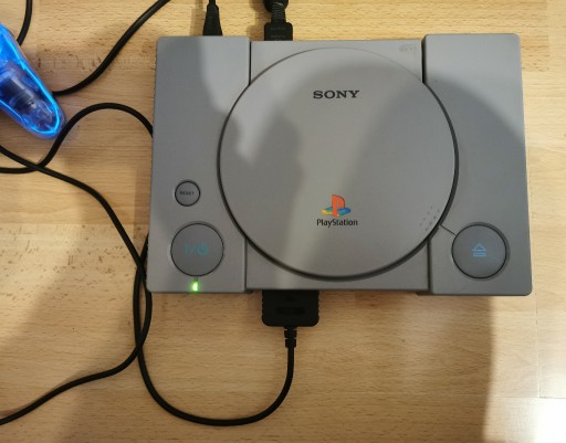 Zdjęcie oferty: PlayStation 1 PSX PS 1 zestaw sprawny 5 Gier Pad