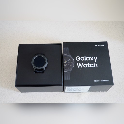 Zdjęcie oferty: Samsung Galaxy Watch 42mm SM-R810 czarny, komplet