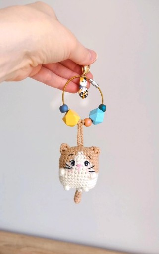 Zdjęcie oferty: Kotek na szydełku, zawieszka, brelok handmade
