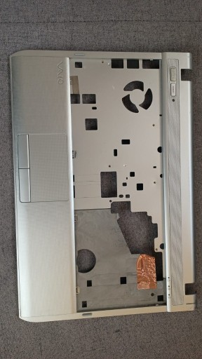 Zdjęcie oferty: SONY VPCS13M1E Palmrest obudowa górna touchpad