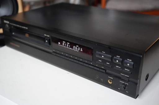 Zdjęcie oferty: Odtwarzacz płyt CD DENON DCD 1015+PILOT