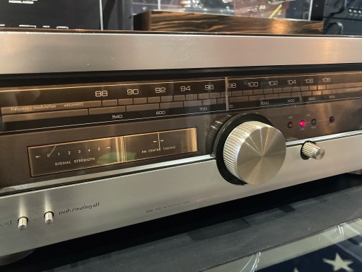 Zdjęcie oferty: Studio Retrospekcja Top-Model Tuner Luxman T-88V 