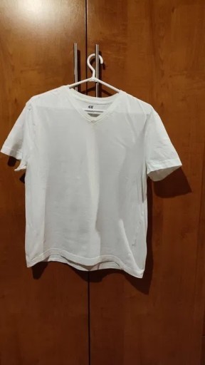 Zdjęcie oferty: Biały t-shirt rozmiar M H&M Podkoszulek