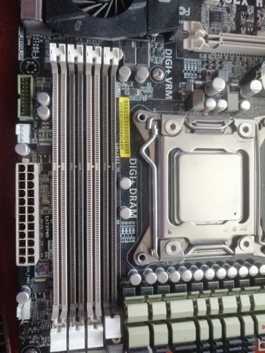 Zdjęcie oferty: I7-4930K + Asus sabertooth x79 + oryg. windows 10