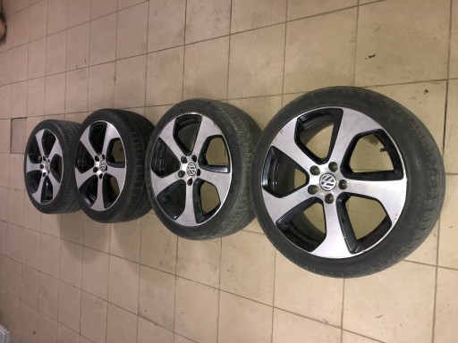 Zdjęcie oferty: Kola letnie VW Golf 7/8 GTi 225/40/18” 5x112 ET49