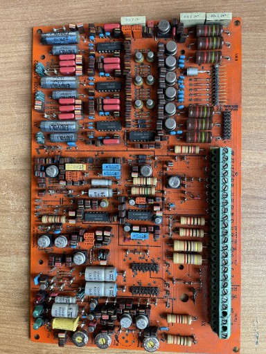 Zdjęcie oferty: Płytka z elektroniką 