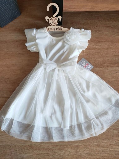 Zdjęcie oferty: Sukienka biała z tiul  od 104/116/128/140/146