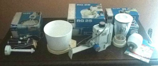 Zdjęcie oferty: Robot kuchenny RG 25 SPRAWNY kompletny z czasówPRL