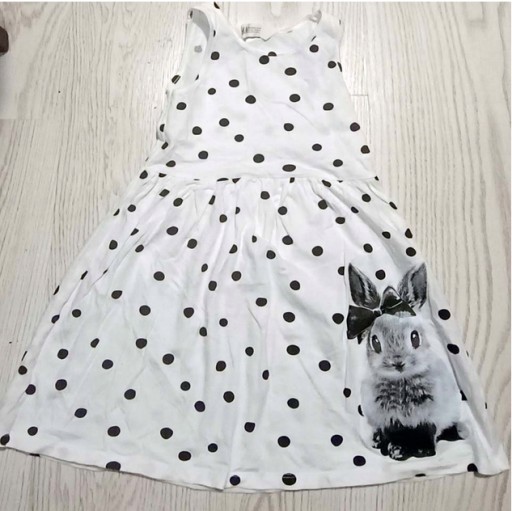 Zdjęcie oferty: Biała sukienka w grochy z aplikacją królika H&M