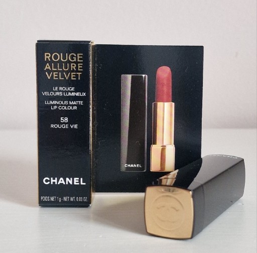 Zdjęcie oferty: CHANEL Rouge Allure Velvet pomadka 58 Rouge Vie
