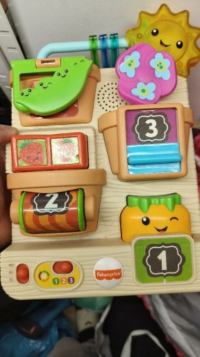 Zdjęcie oferty: Fisher Price grządka interaktywna