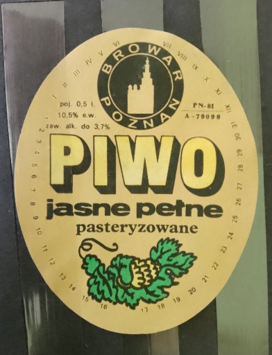 Zdjęcie oferty: PIWO Jasne pełne pasteryzowane tzw "szyszki" 