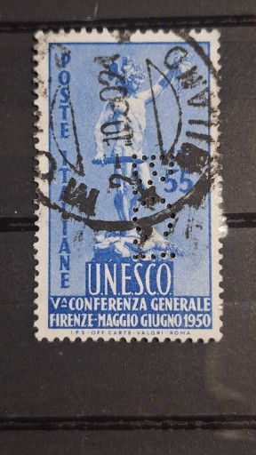Zdjęcie oferty: Włochy Mi 792 UNESCO Perfin