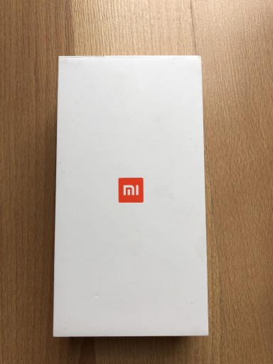 Zdjęcie oferty: Oryginalne pudełko do telefonu Xiaomi Mi A1