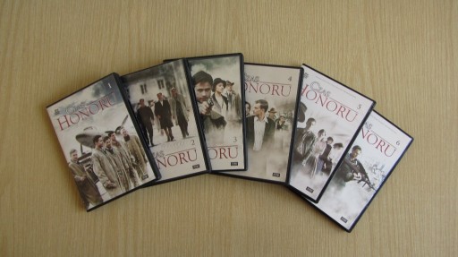 Zdjęcie oferty: Czas Honoru - Sezon 1 (6x 2x DVD)