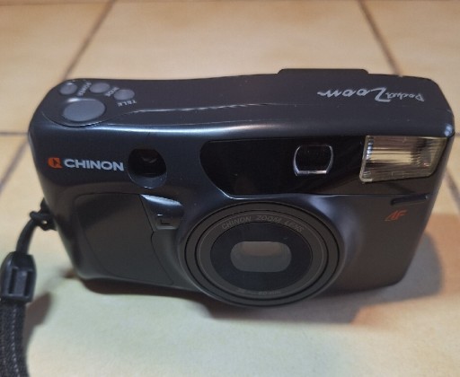 Zdjęcie oferty: Chinon Pocket Zoom aparat analogowy komptowy