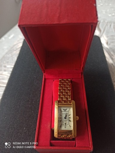 Zdjęcie oferty: Damski zegarek Empiro Armanii pozłacany, sprawny bardzo dobrym stanie