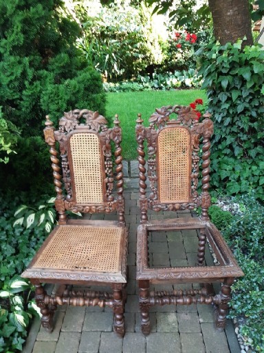 Zdjęcie oferty: Sprzedam 4 krzesła antyczne
