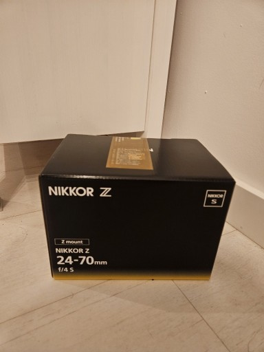 Zdjęcie oferty: Nowy, zaplombowany obiektyw NIKKOR Z 24-70mm f/4 S