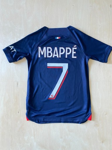 Zdjęcie oferty: Paris Saint-Germain Nike Shirt and Shorts 2023-24