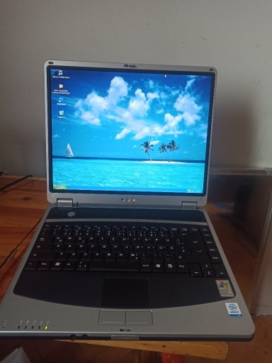 Zdjęcie oferty: Laptop sprawny TANIO Bellagio 1440 Zasilacz 