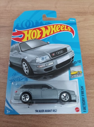 Zdjęcie oferty: Hot Wheels '94 Audi Avant RS2