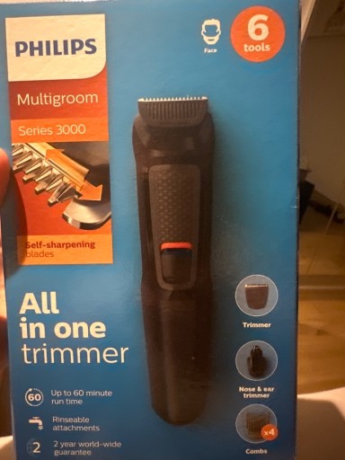 Zdjęcie oferty: Trimmer Philips series3000, czarny 