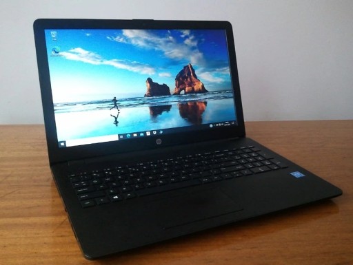 Zdjęcie oferty: Laptop HP 15,6" Led